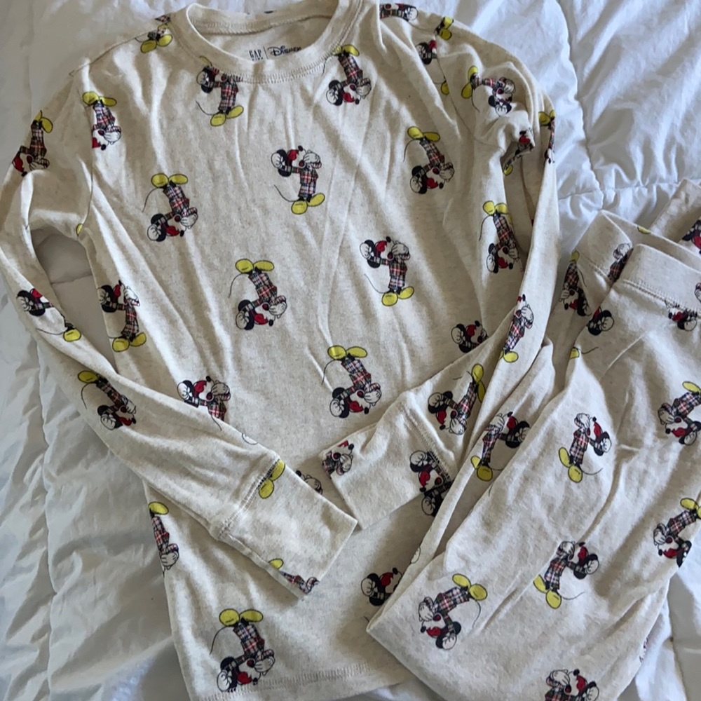 Gap Disney thermal style pjs size 12 NWT